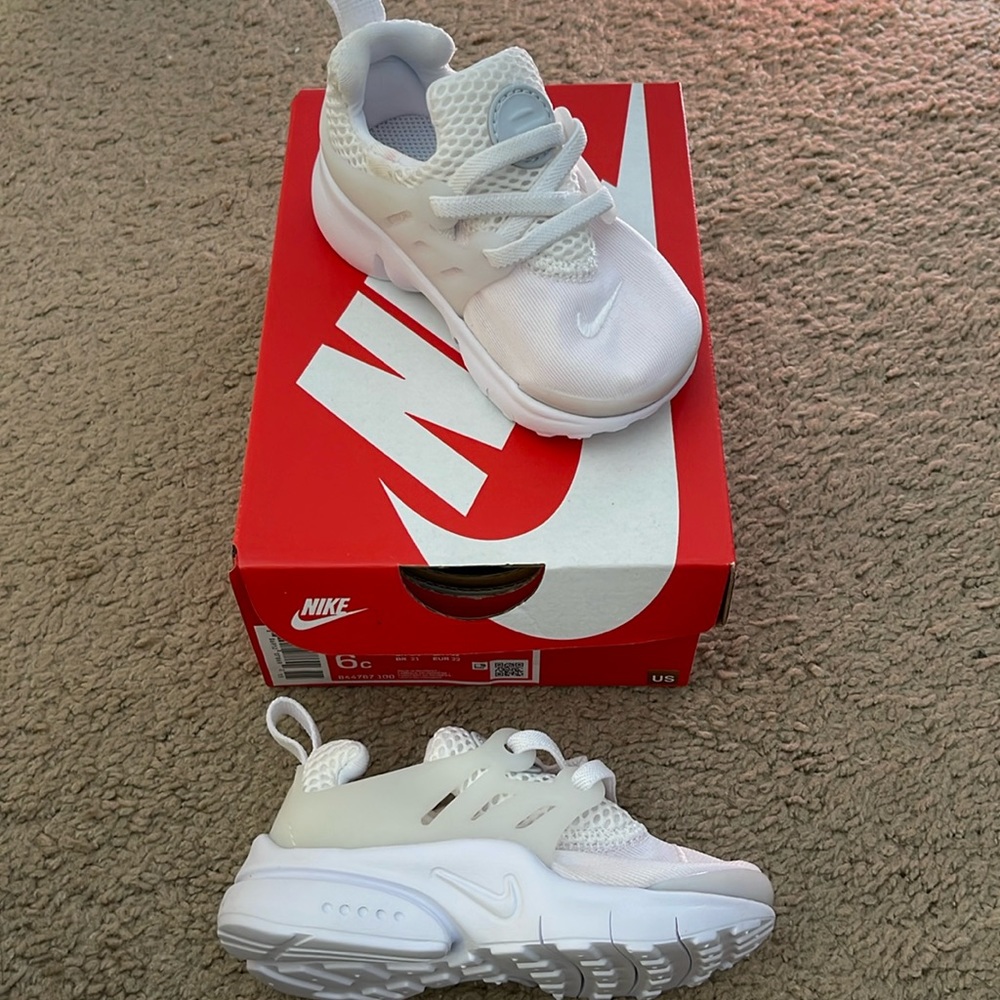 Nike Presto Toddler Sneakers sz 6